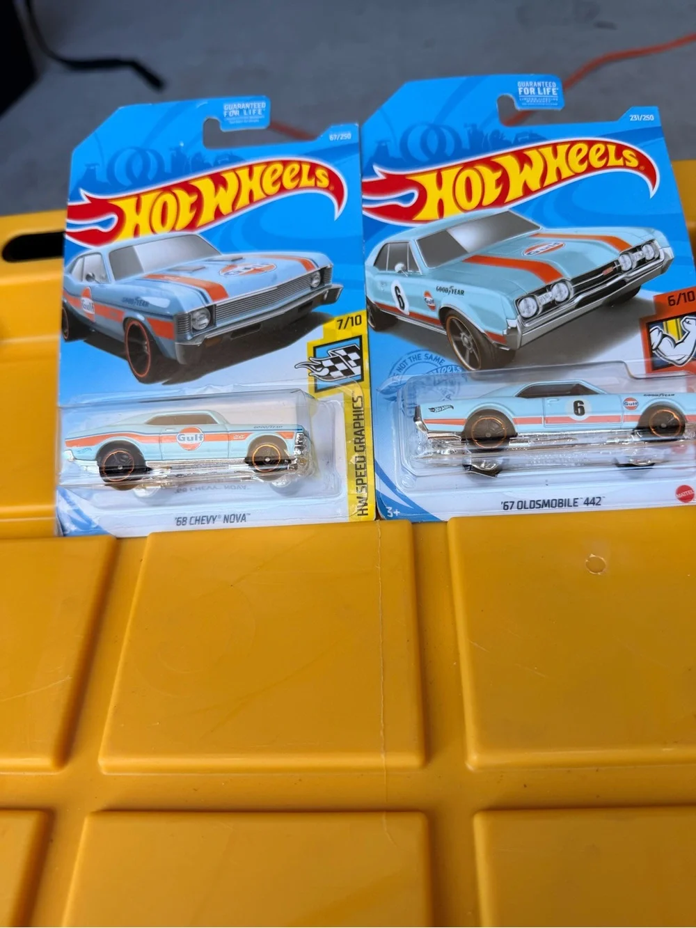 Hot Wheels Gulf Racing Light Blue Muscle Car - Pack of 2